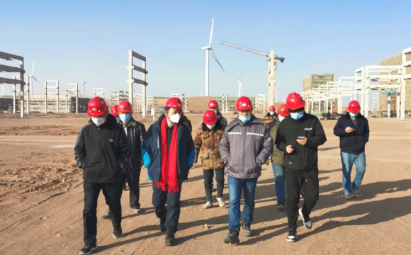 鎖定進(jìn)度目標(biāo)不動搖  統(tǒng)籌協(xié)調(diào)高效推進(jìn)項(xiàng)目建設(shè)——海利集團(tuán)公司黨委書記、董事長劉衛(wèi)東調(diào)研寧夏海利項(xiàng)目建設(shè)